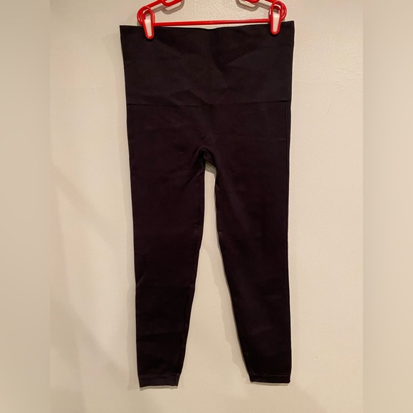 Spanx Leggings Womens XL Black Ribbed Cropped Look At Me Now Shapewear Seamless - Picture 2 of 9